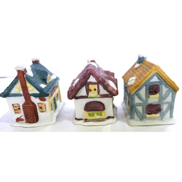 Reader's Digest 3 Christmas Village building Ornaments GROCER BAKER QUEEN'S INN - Picture 3 of 9